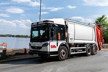 Biffa continues to choose Dennis Eagle as it commenc......